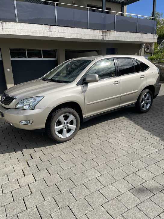 Gebrauchtwagen Lexus RX300 - Top-Zustand und Preis Lexus