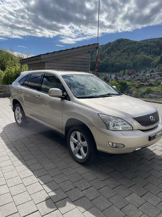 Gebrauchtwagen Lexus RX300 - Top-Zustand und Preis Lexus