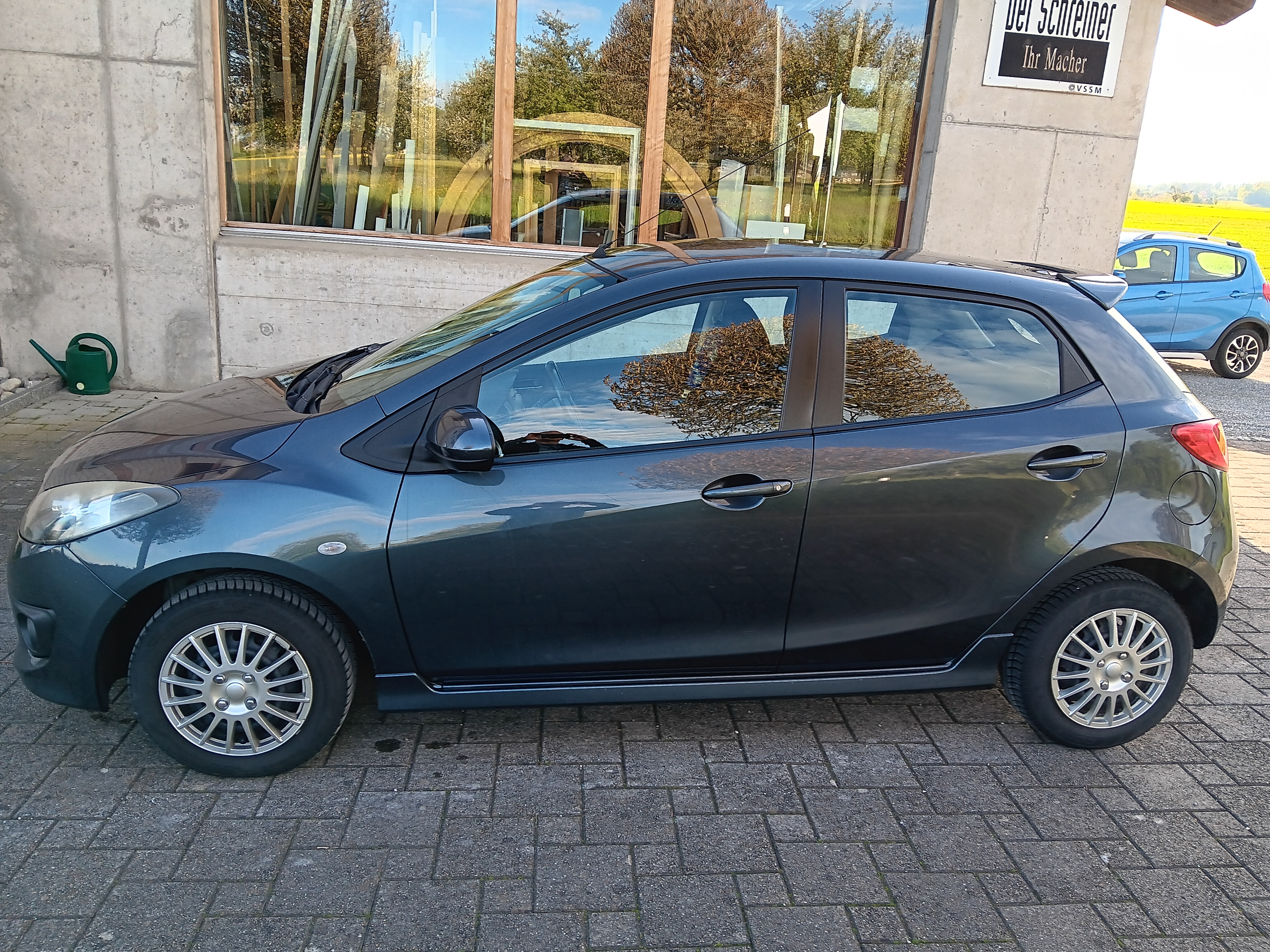 Verkaufe Mazda 2 1.5  103 PS im sehr guten Zustand  Mazda 2