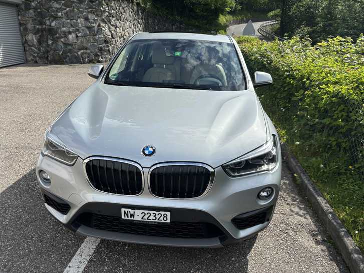 BMW X1 X-LINE 2.5, Leder, Panoramadach, Navi BMW