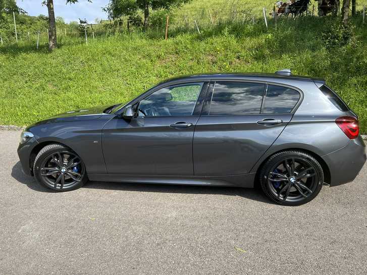 BMW M140i in Anthrazit - Top Zustand, CHF 32,800   BMW