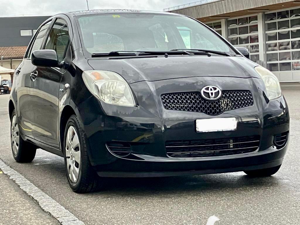 Toyota Yaris 1.4 Automat - Klein aber oho!