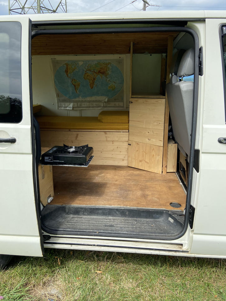 Volkswagen t5 transporter camper VW 4