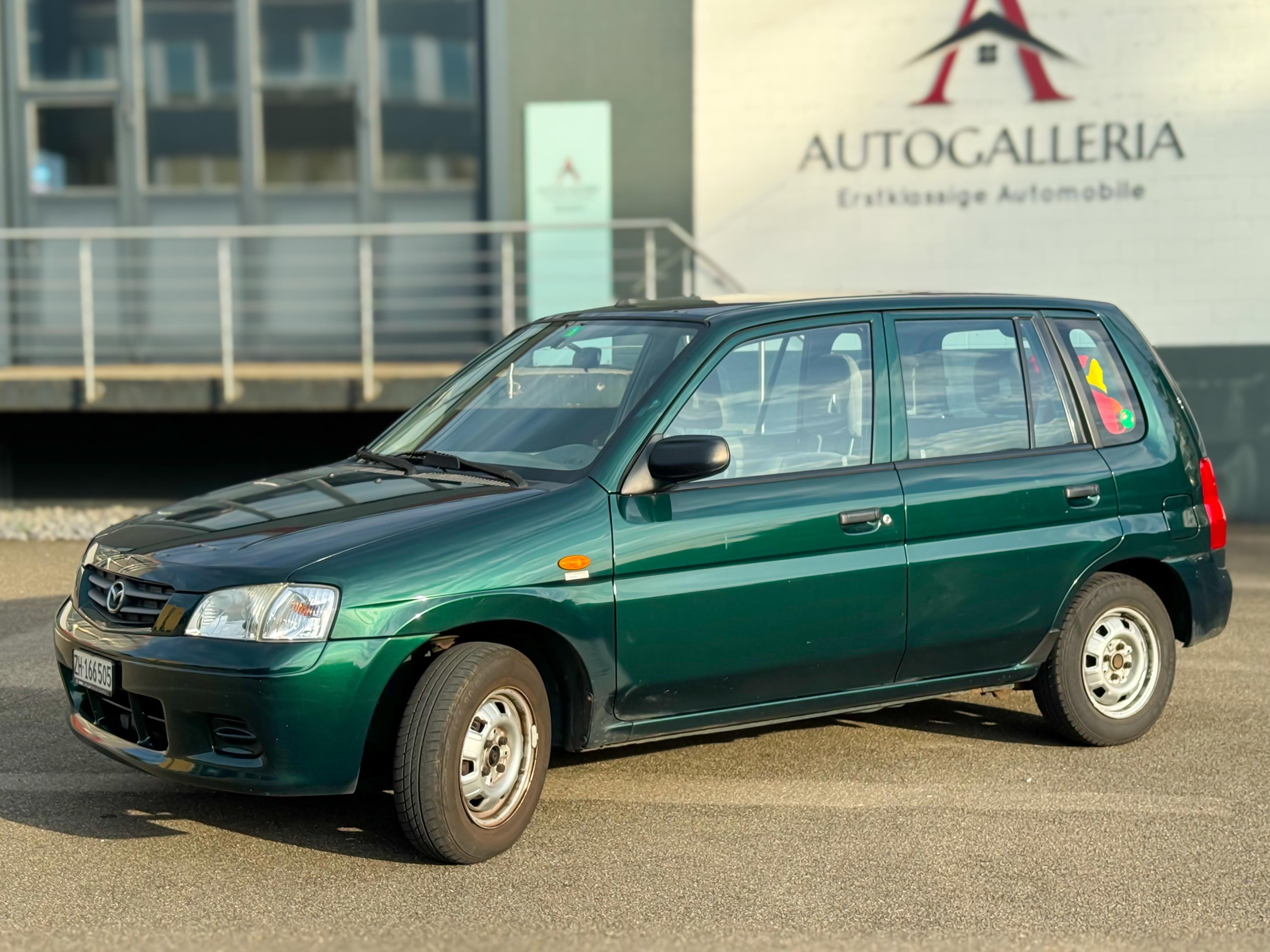 Mazda Demio in gutem Zustand, 8-fach bereift Mazda