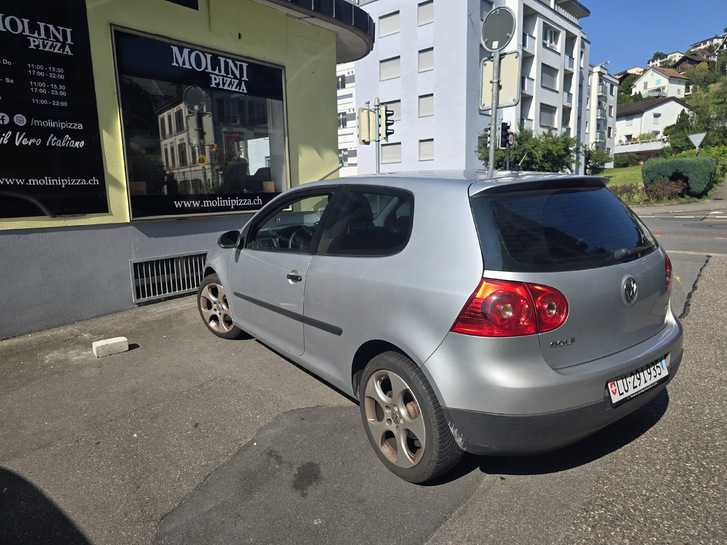 Gebrauchtwagen: VW Golf 5, Baujahr 2007, CHF 1800 VW