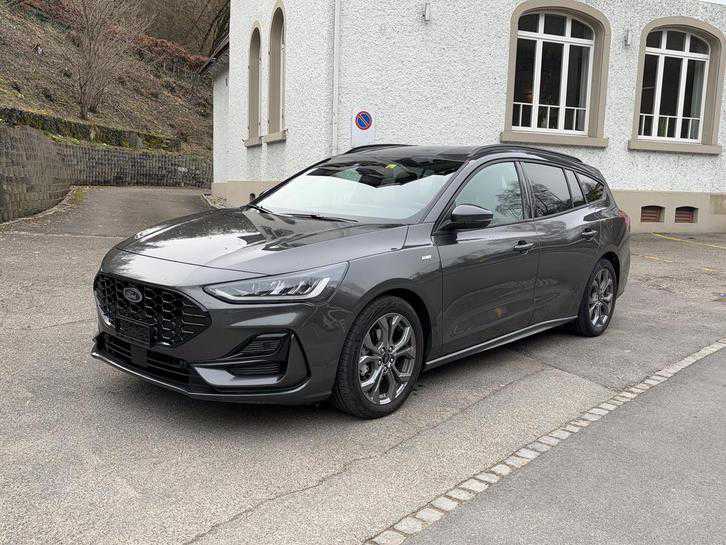 FORD Focus SW 1.0i EcoB Hybrid 155 ST-Line | Neuwagen Ford