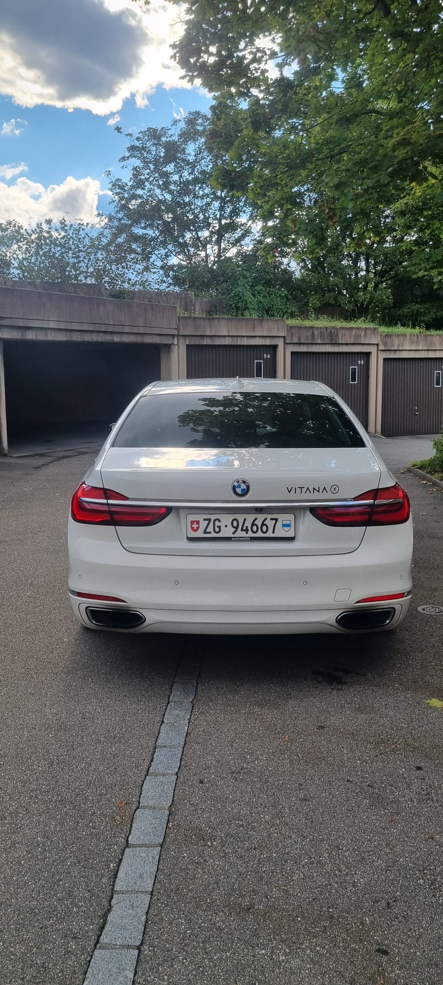 Gepflegter BMW 7er Serie Limousine - 2016, 16900 CHF BMW