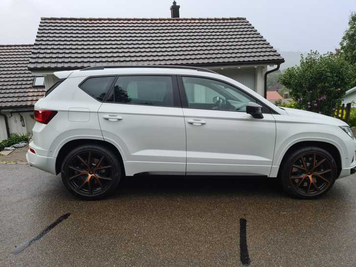 Cupra Ateca R 2024 - Perfekt gepflegte 8 fach Bereift Seat