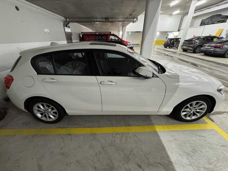 BMW 120i in Top Zustand, 8fach bereift, 14,000 CHF   BMW