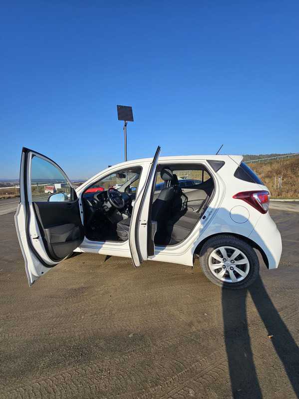 Hyundai i10 gebraucht, MFK neu, top gepflegt, 8-fach bereift Hyundai