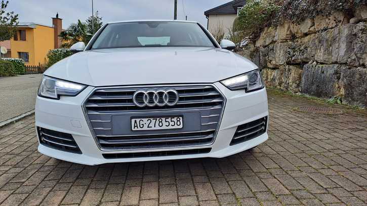 Audi A4 TFSI Ultra - Top Zustand, 1. Hand Audi