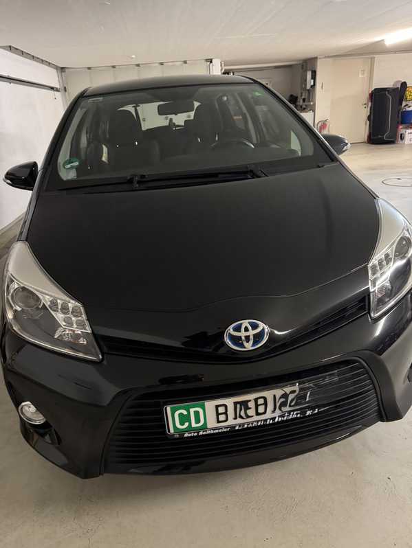 Toyota Yaris Hybrid Top - Exzellenter Zustand Toyota