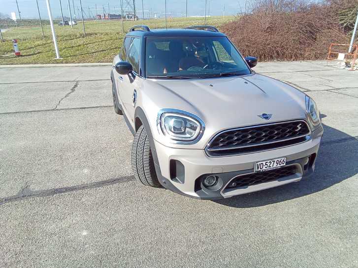 Mini Countryman Cooper 2021 Hybrid - Perfekter Zustand   Mini