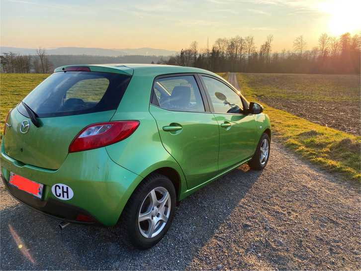 Gnstiger Mazda 2 1.3 HP 2010 in Top-Zustand Mazda