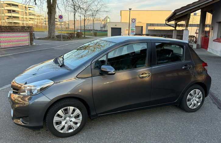 Toyota Yaris 1.33 | Gepflegter 2013er mit Schaltgetriebe Toyota