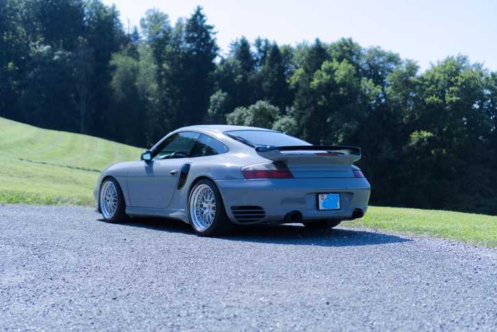 Porsche 996 Turbo Sportec - Power-Tuning & Stil Porsche